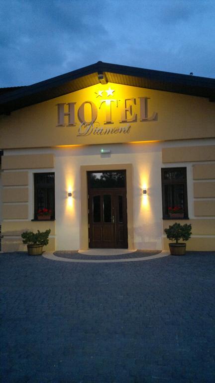 Hotel Diament - Zajazd U Przemka ซเกียร์ซ ภายนอก รูปภาพ