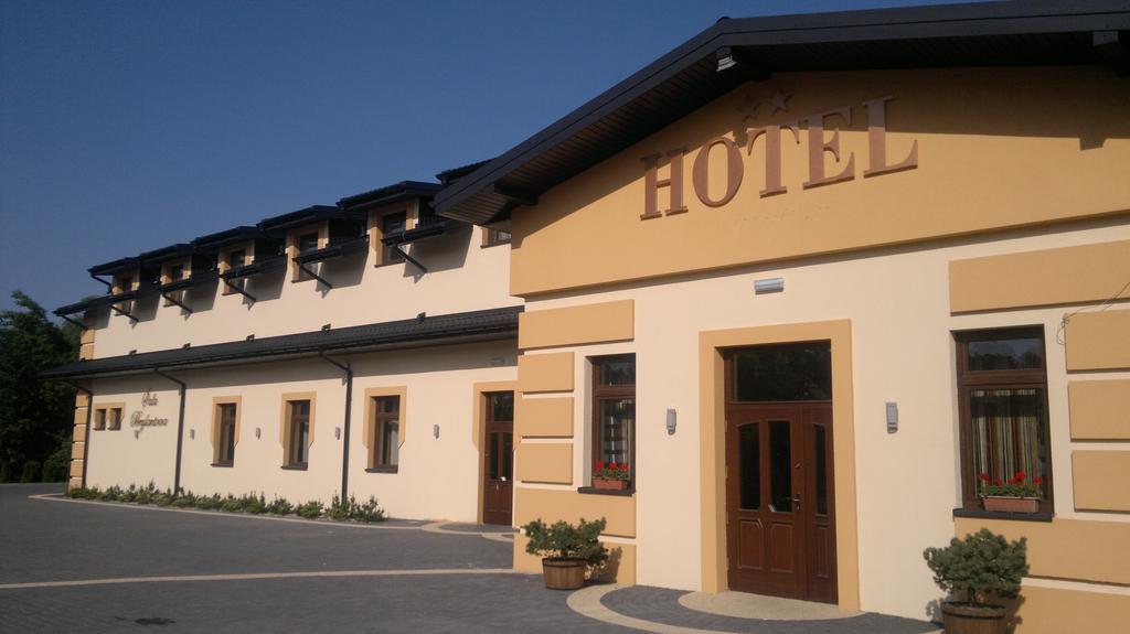 Hotel Diament - Zajazd U Przemka ซเกียร์ซ ภายนอก รูปภาพ